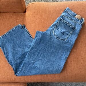 American Eagle Women’s Size 10 Wide Leg Stretch Denim